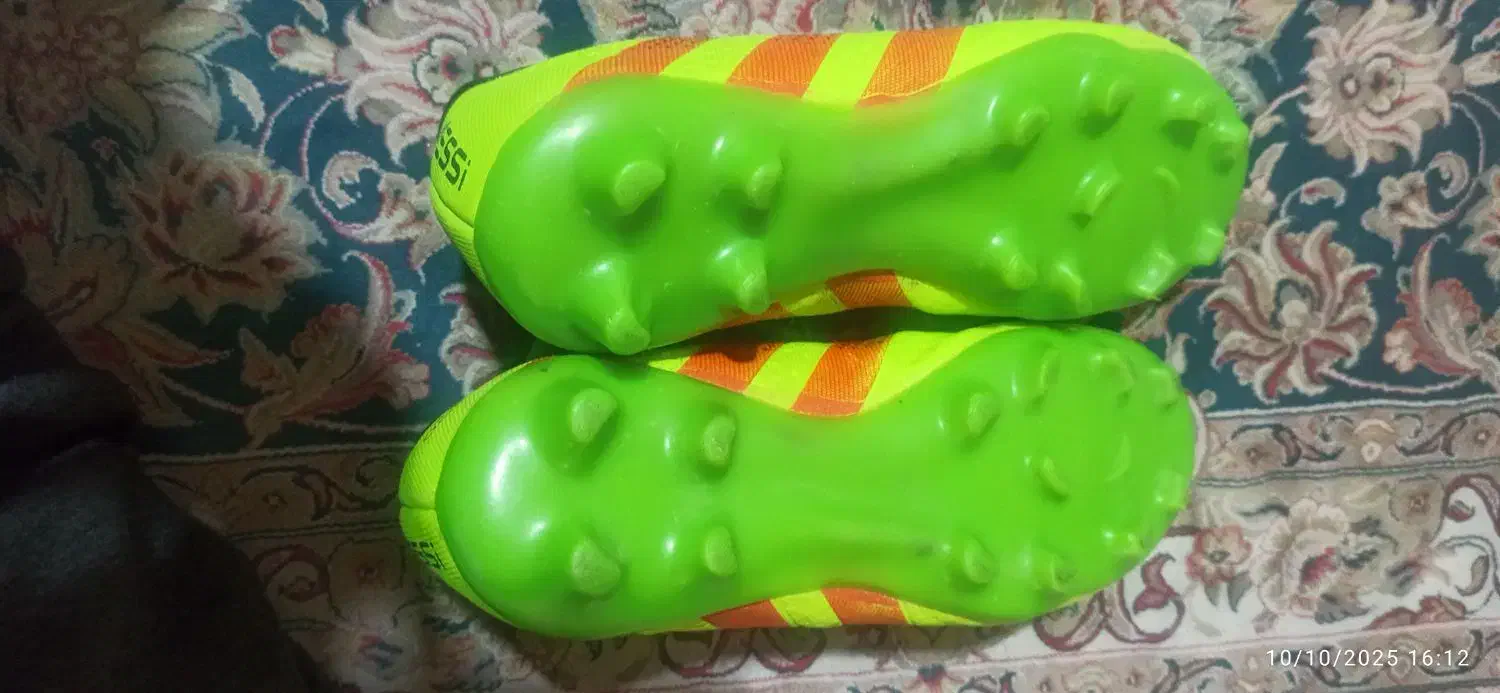 کفش چمنی|ورزشهای توپی|بهبهان, |دیوار