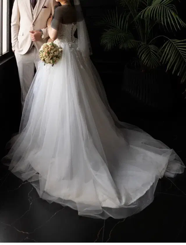 لباس عروس نو|لباس|ری, دیلمان|دیوار