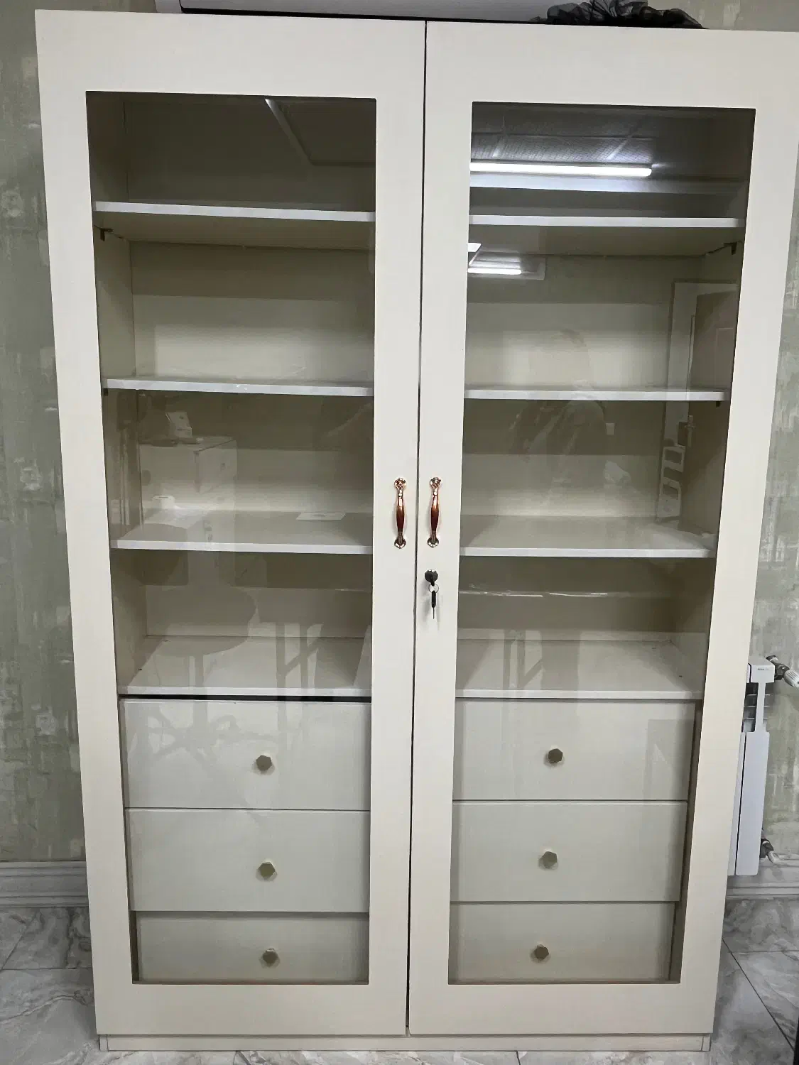 فروش وسایل به علت مهاجرت|آرایشگاه و سالن‌های زیبایی|قائم‌شهر, |دیوار