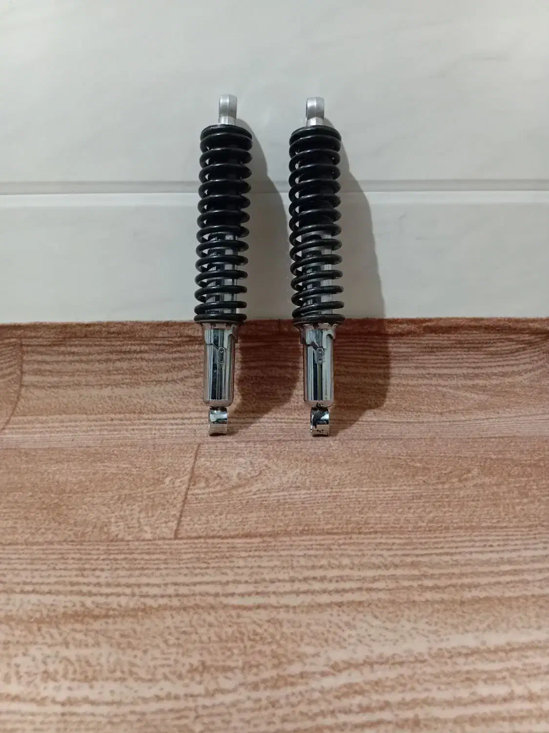 کمک فنر موتور|قطعات یدکی و لوازم جانبی|سیمین شهر, |دیوار