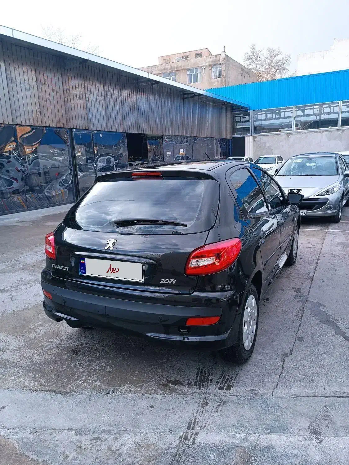 ۲۰۷ دنده ۱۴۰۲ بیرنگ|خودرو سواری و وانت|کرج, اسلام‌آباد|دیوار