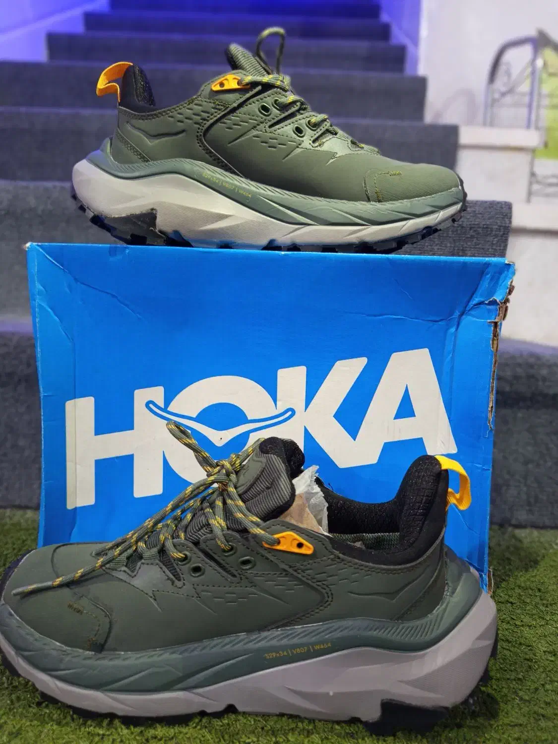 کفش هوکا . اورجینال|کیف، کفش، کمربند|میبد, |دیوار