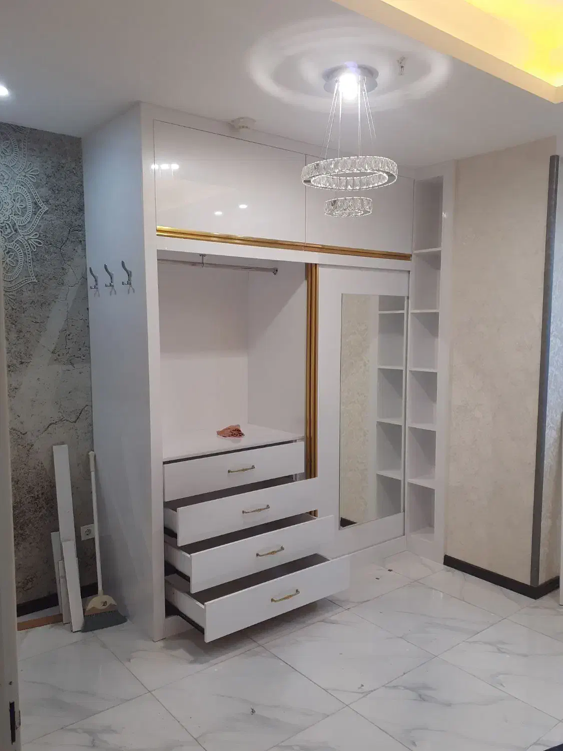 کمد دیواری و کابینت|خدمات پیشه و مهارت|تهران, نعمتآباد|دیوار