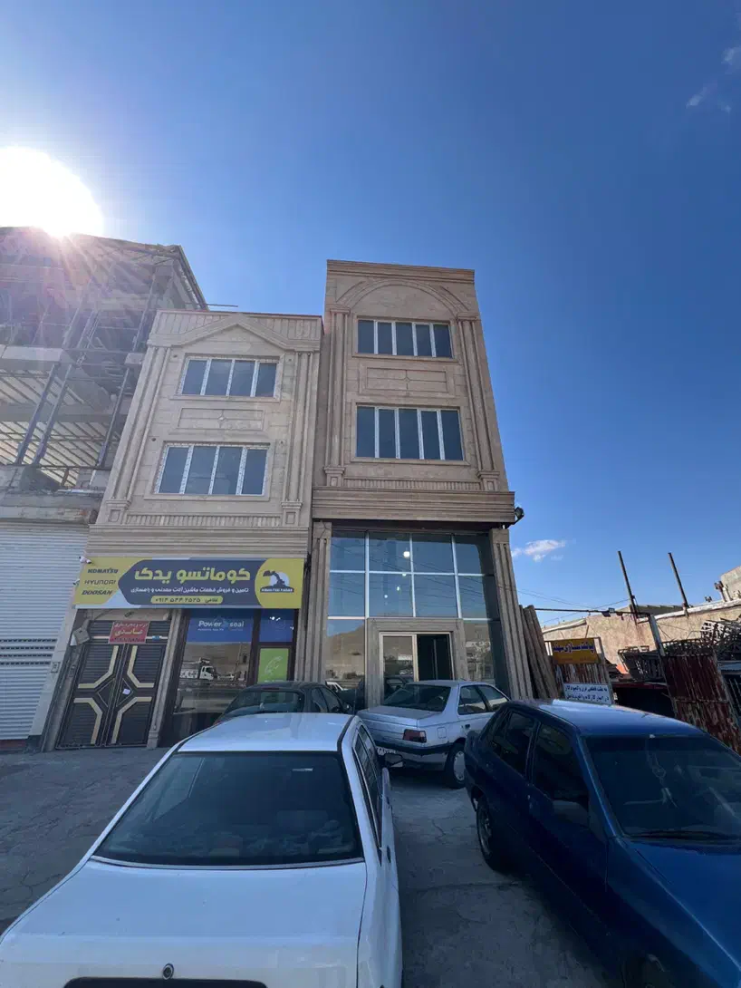 اجاره مغازه ۴ طبقه نوساز بر جاده تهران|اجارهٔ مغازه و غرفه|باسمنج, |دیوار