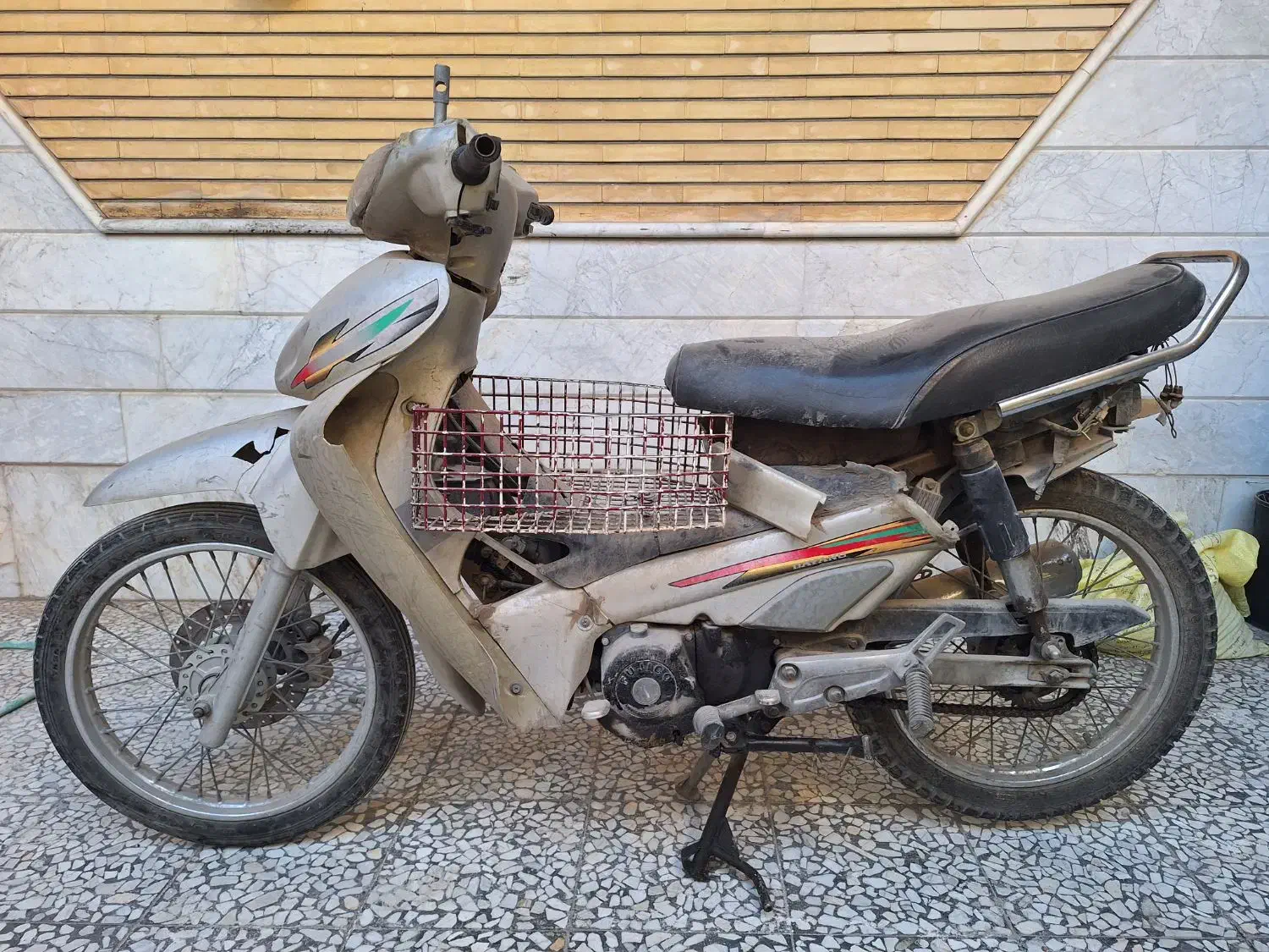 فروش موتور بی کلاچ|موتورسیکلت|نجفآباد, هفده شهریور|دیوار