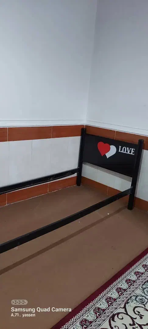 تخت خواب یک نفره|تشک تختخواب|دوگنبدان, |دیوار