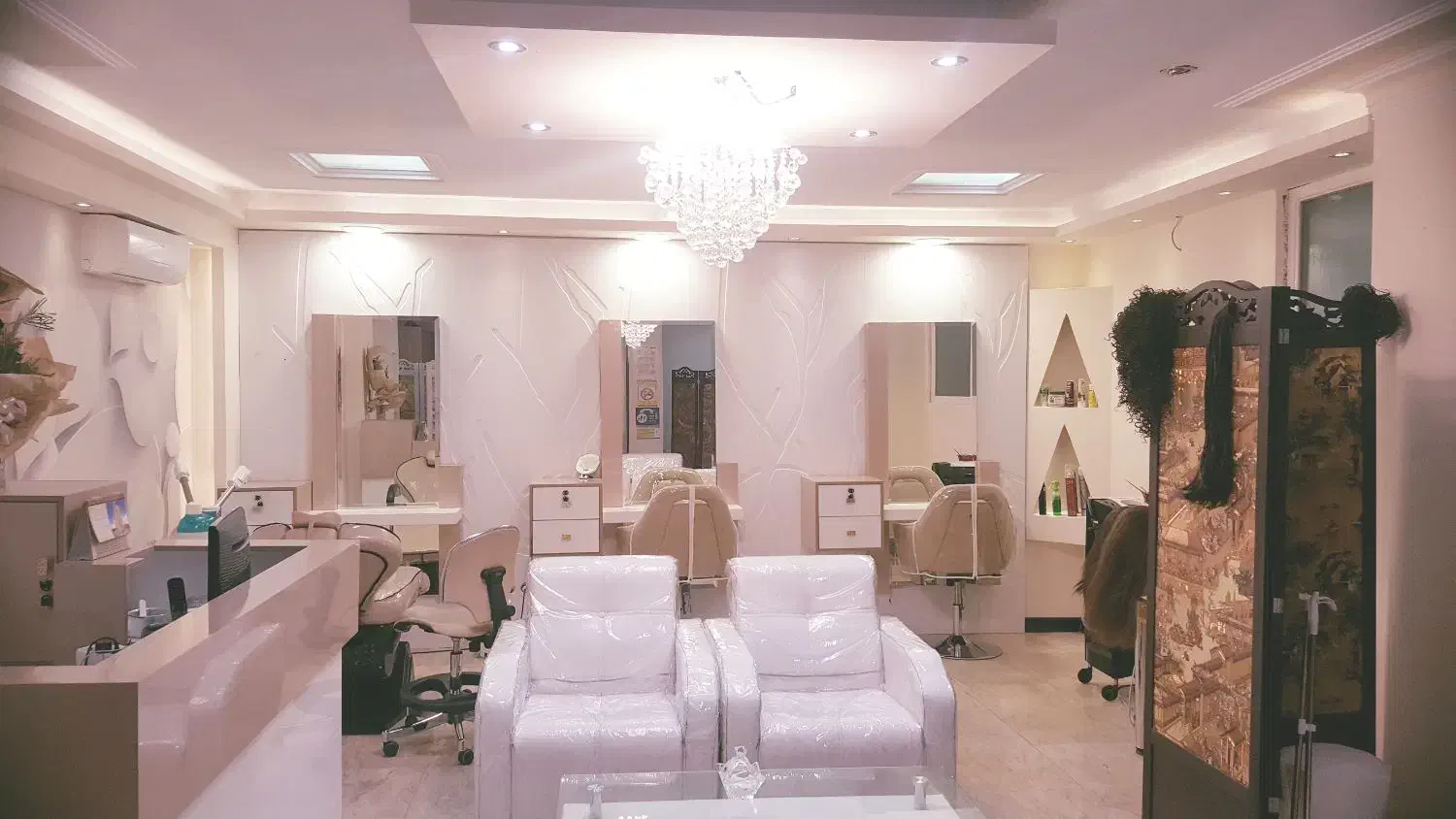 *فروش فوری* کلیه تجهیزات ودکورسالن زیبایی|آرایشگاه و سالنهای زیبایی|رباطکریم, رباطکریم|دیوار