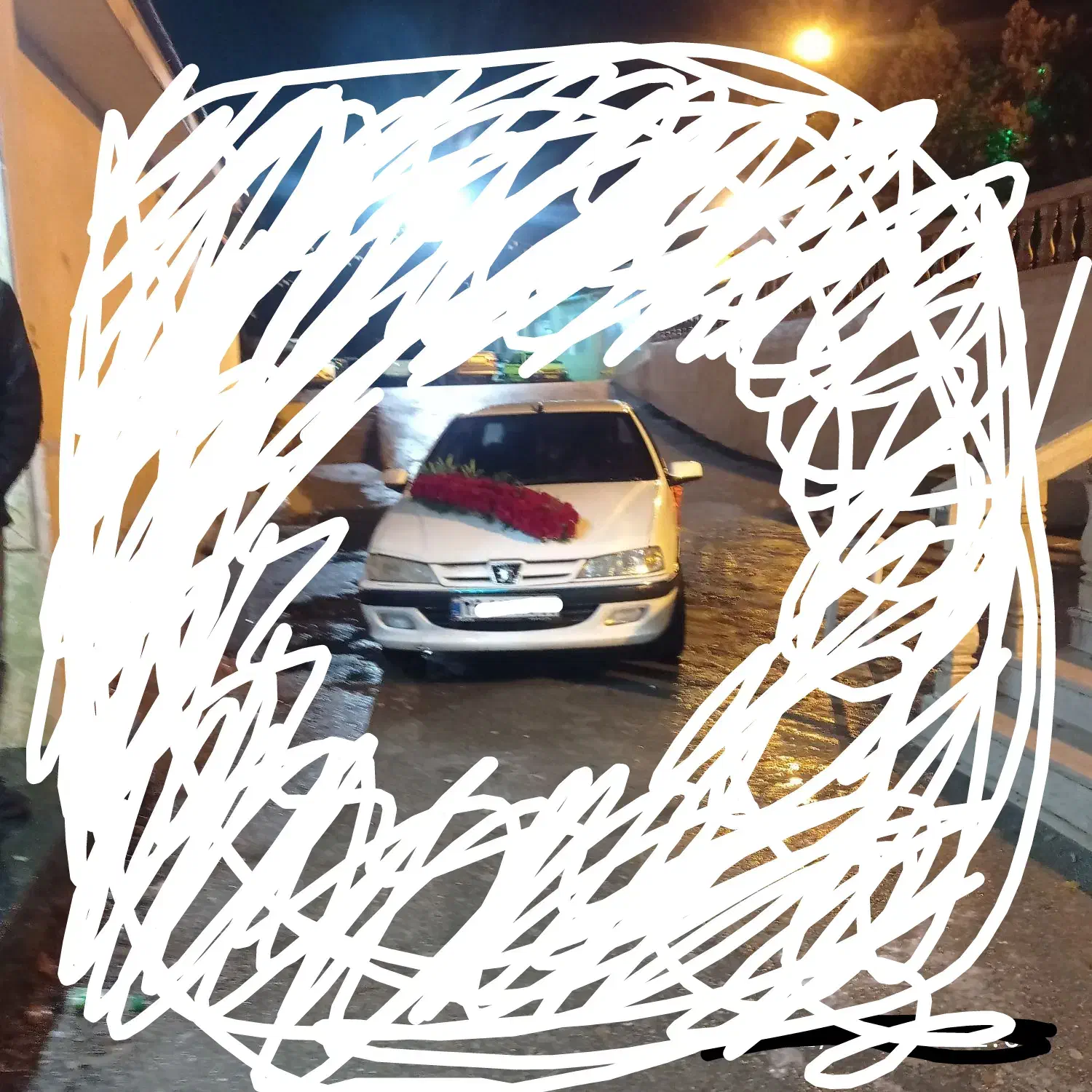 گل ماشین عروس|گل مصنوعی|یاسوج, |دیوار