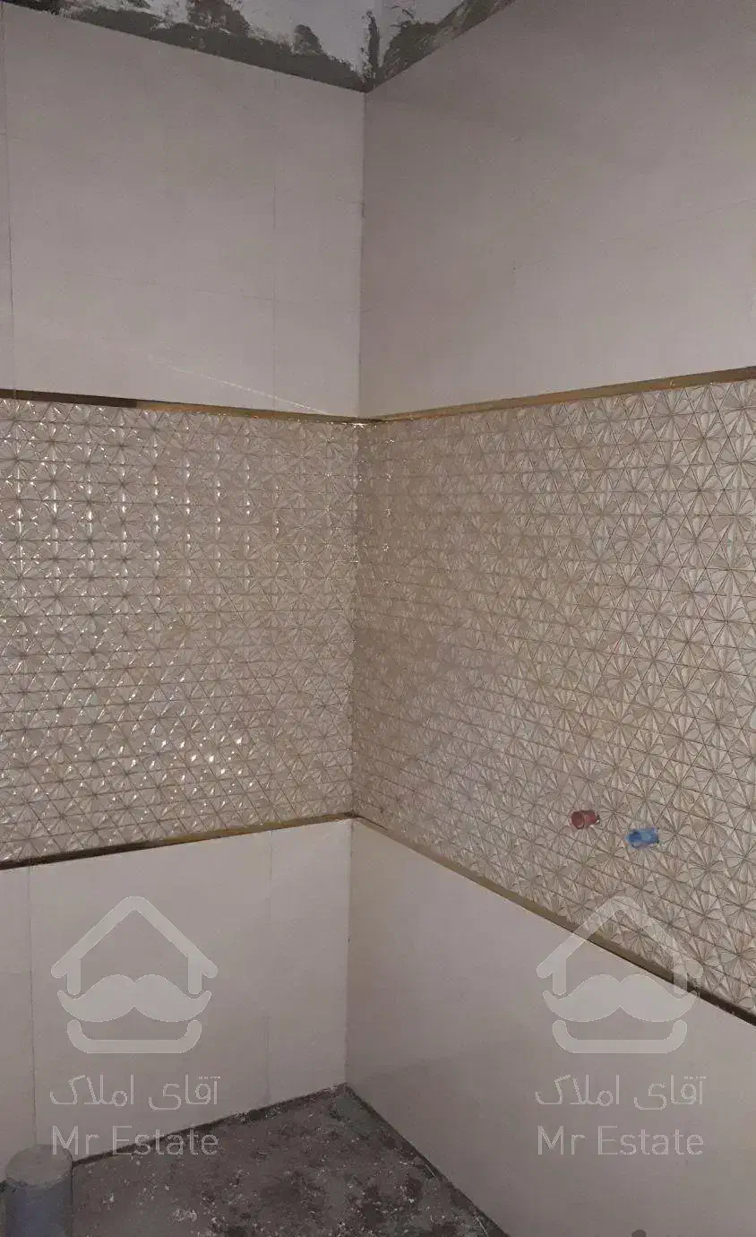 فوری فوری به یک نفر کارگر کاشی کار نیازمندیم|استخدام معماری، عمران و ساختمانی|زنجان, |دیوار