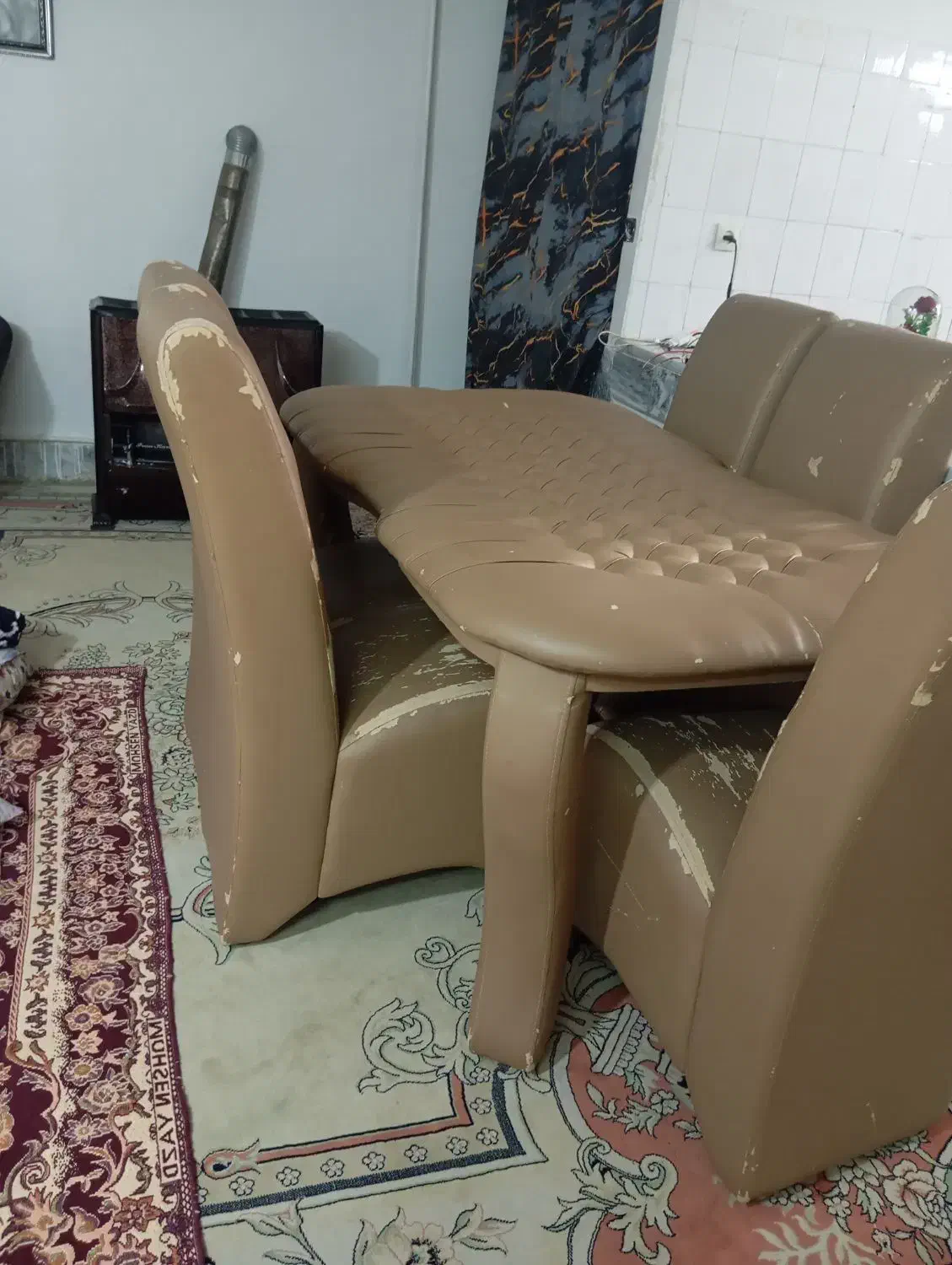 میز ناهارخوری|میز و صندلی غذاخوری|تربتحیدریه, فتح المبین|دیوار