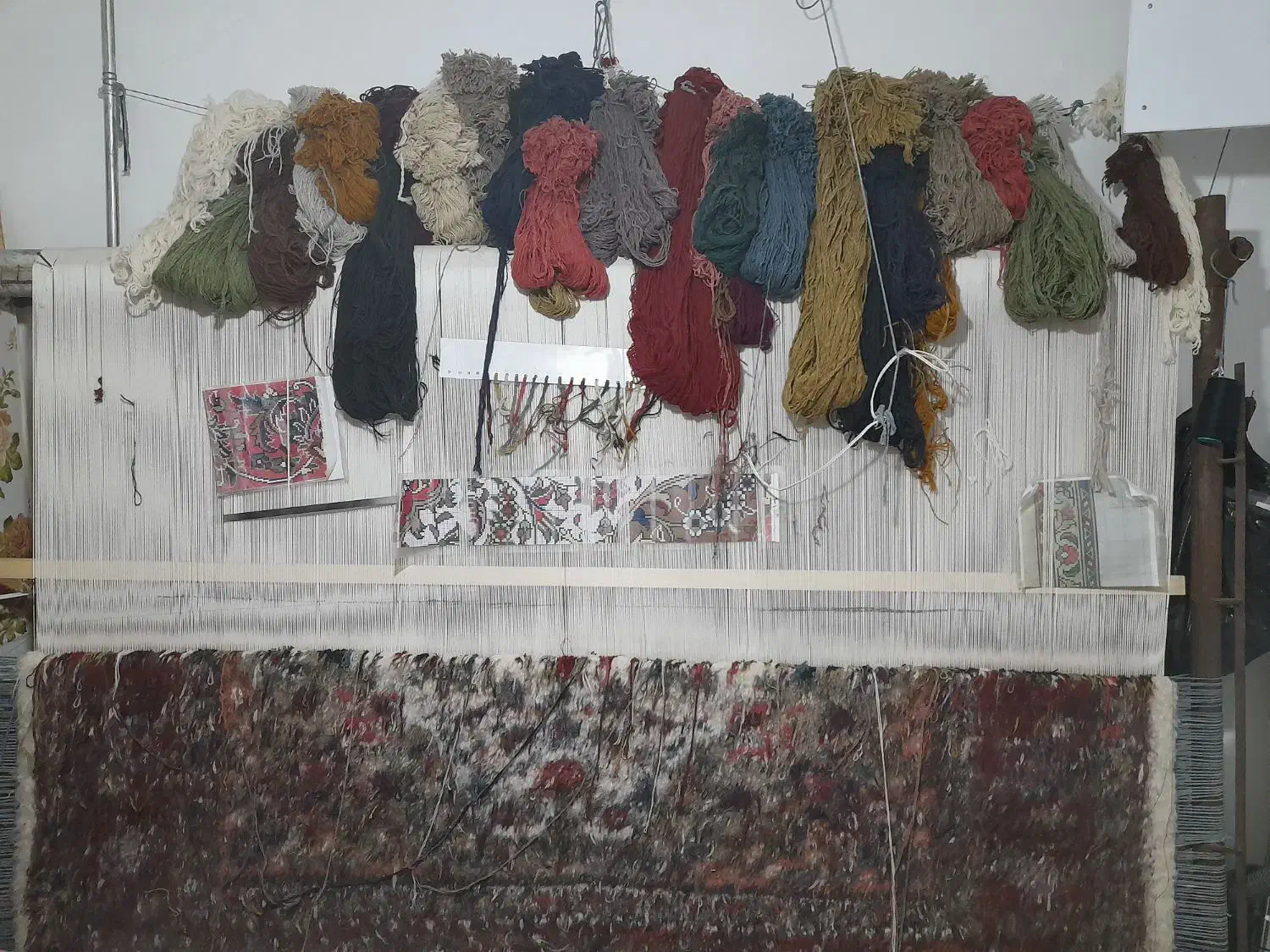 فرش دستبافت نیمه کاره|فرش|مراغه, |دیوار