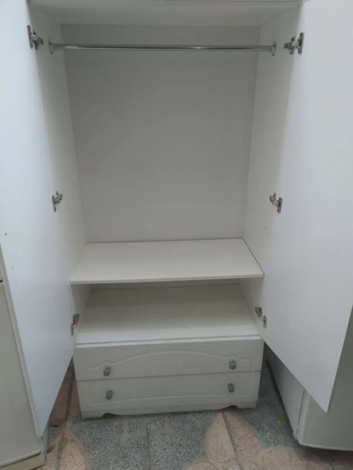 کمد|جاکفشی، کمد، دراور|مشکیندشت, |دیوار