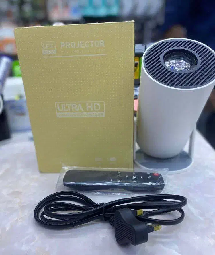 مینی‌پروژکتور ، تصویر بزرگ روی دیوار خونه|تلویزیون و پروژکتور|تهران, دکتر هوشیار|دیوار