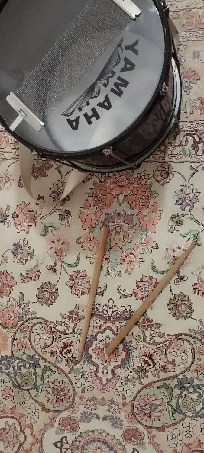 ریز طبل|درام و پرکاشن|خوی, |دیوار