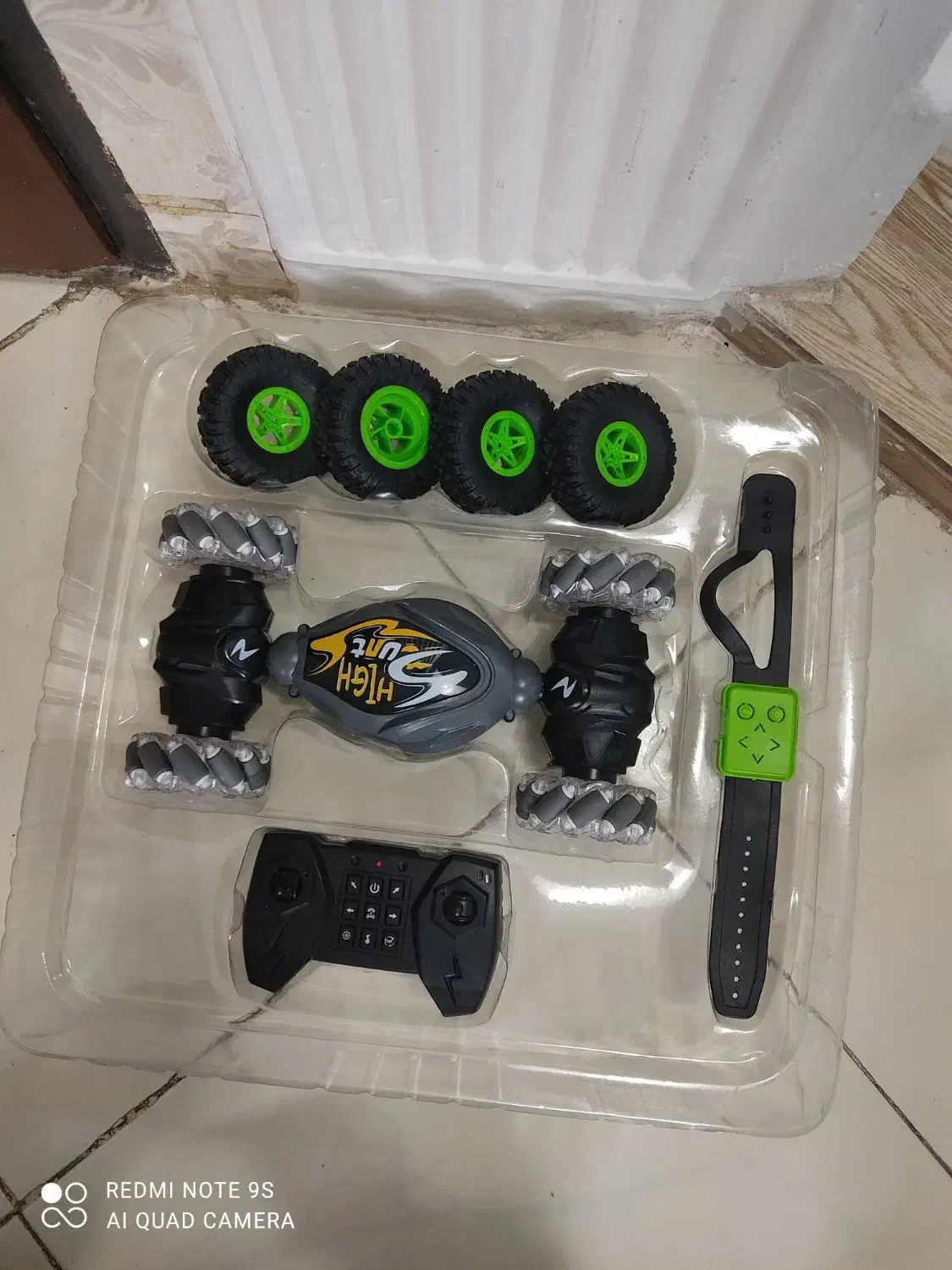 ماشین کنترلی بدلکاری|اسباب‌بازی بچه|مشهد, یاس|دیوار