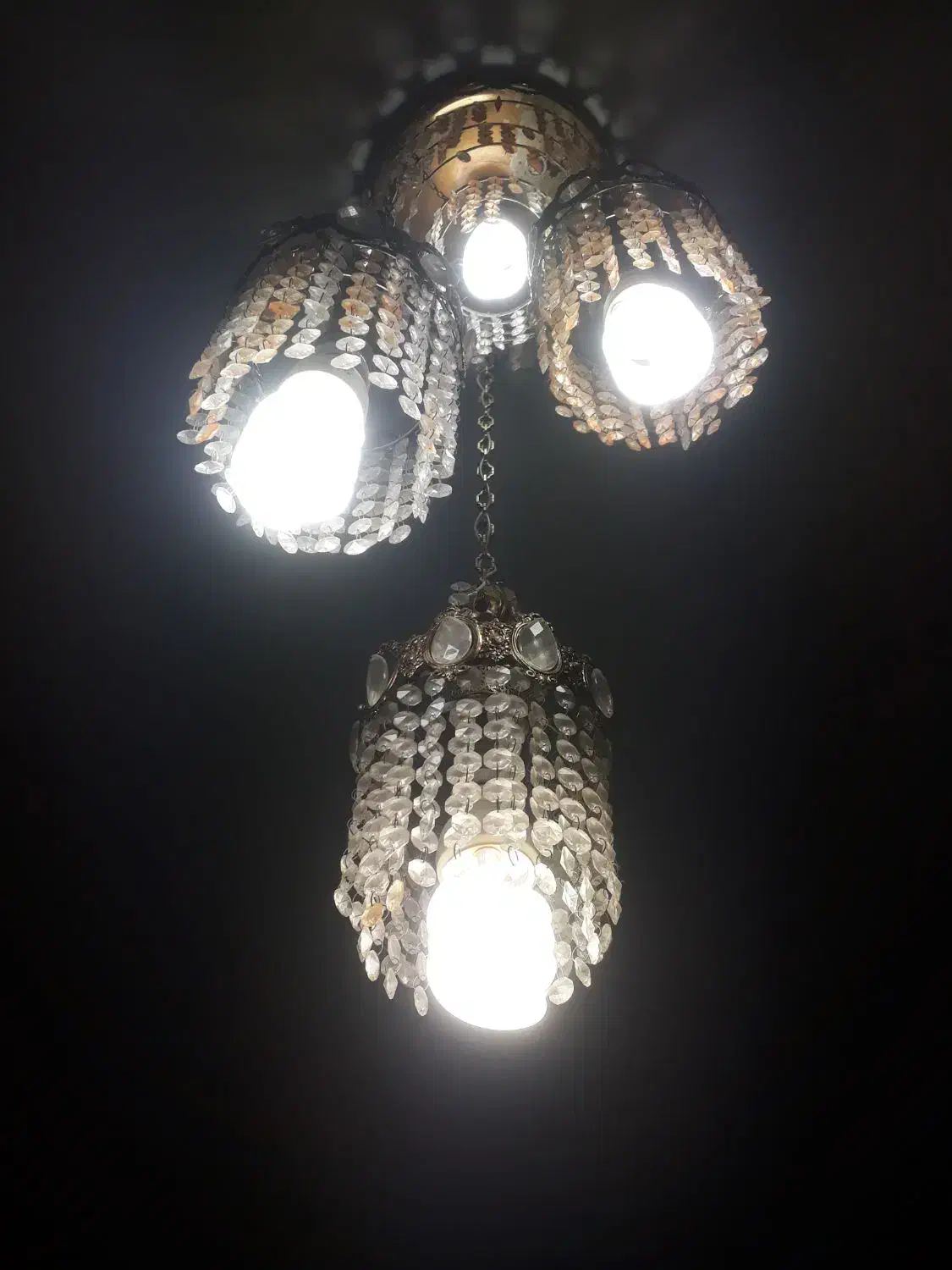 لوستر چهار شعله|لوستر و چراغ آویز|شهرکرد, |دیوار