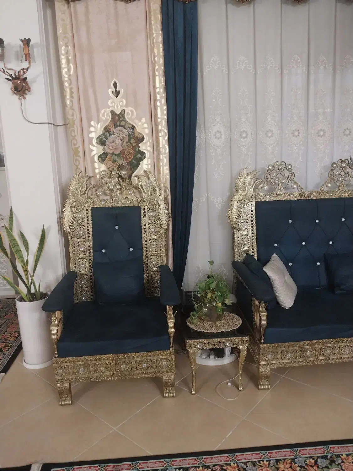 مبل ۷نفره برنز ومیز تلویزیون|مبلمان خانگی و میز عسلی|پرند, فاز ۳|دیوار