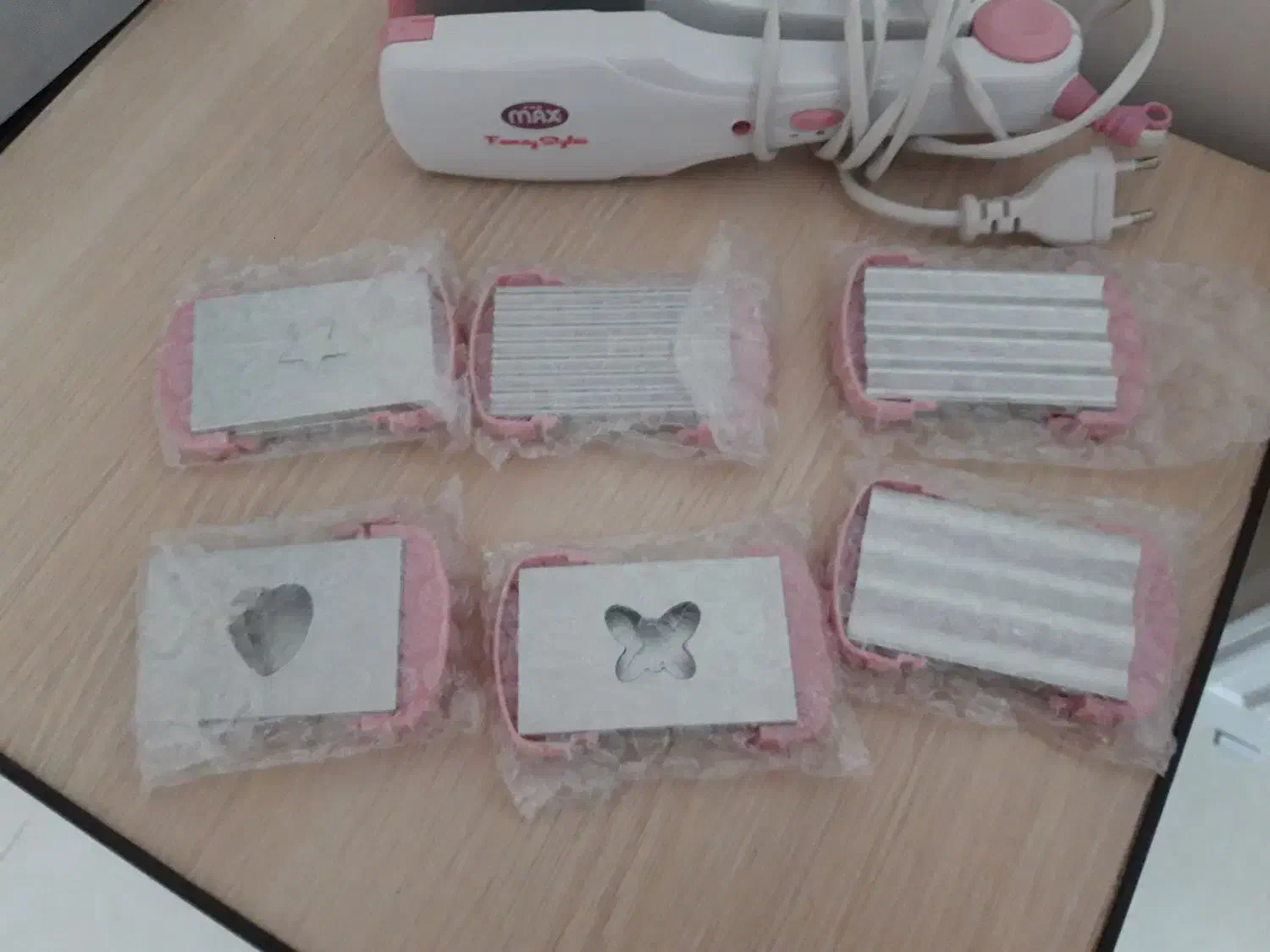 اتو موی سرامیکی ۶ کاره پرومکس|آرایشی، بهداشتی، درمانی|ملایر, |دیوار