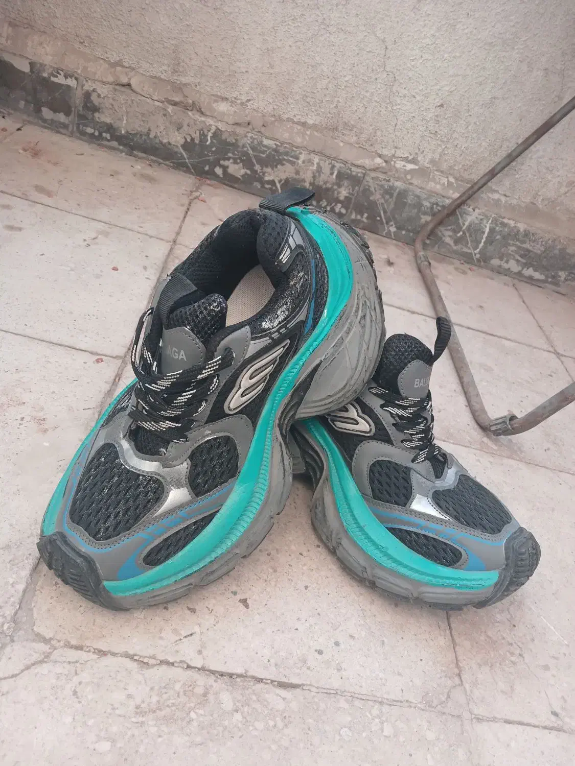 کتونی بالنسیگا|کیف، کفش، کمربند|تهران, قصر فیروزه ۲|دیوار