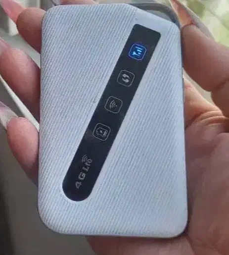 مودم بی سیم جیبی، سیم کارت خور|مودم و تجهیزات شبکه|آباده, |دیوار