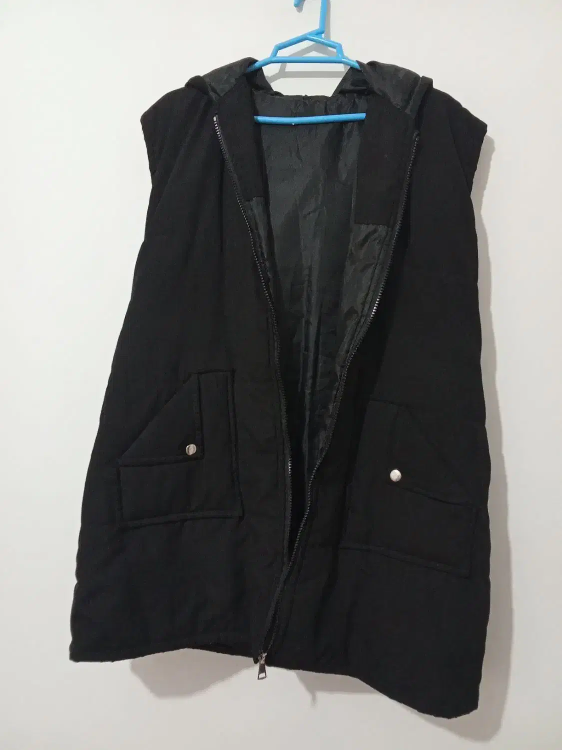 پافر مشکی نو|لباس|بندر انزلی, نوغان|دیوار