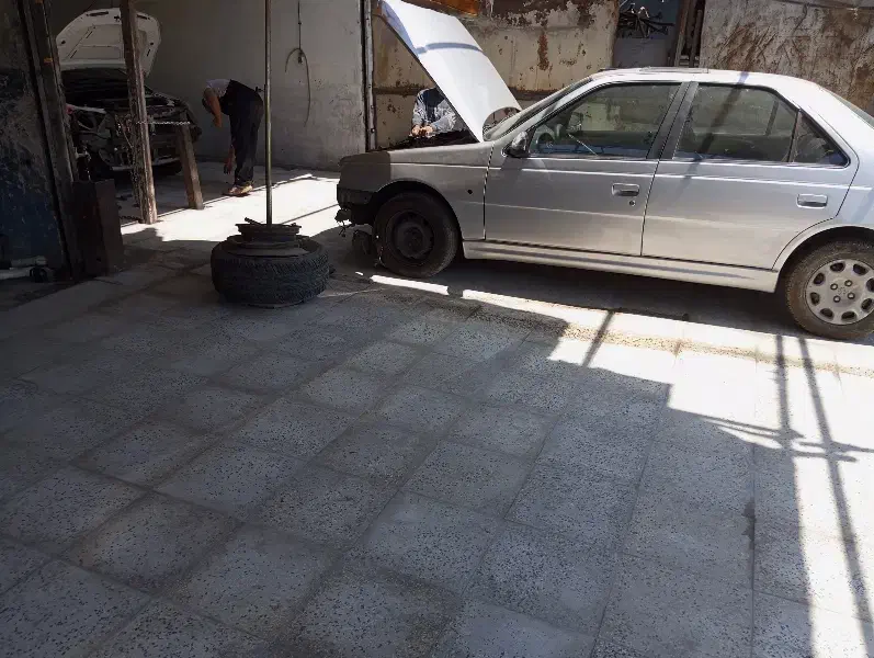 نیازمند به یک صافکار سنتی و یک PDR کار ماهر|استخدام صنعتی، فنی، مهندسی|تهران, شهرک رضویه|دیوار