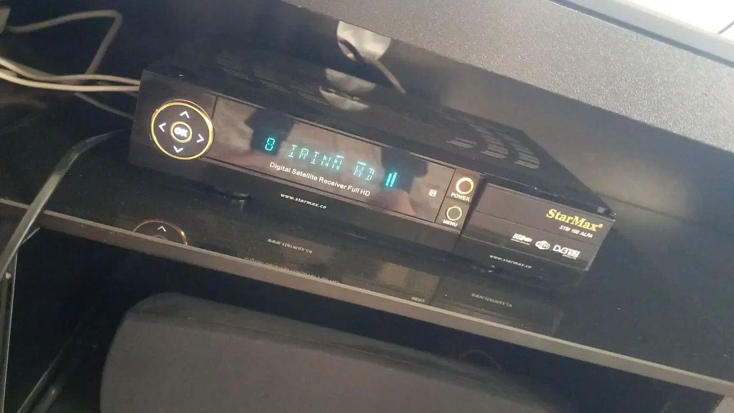 نصاب انتن ونصب پایه تلویزیون|خدمات پیشه و مهارت|ارومیه, |دیوار