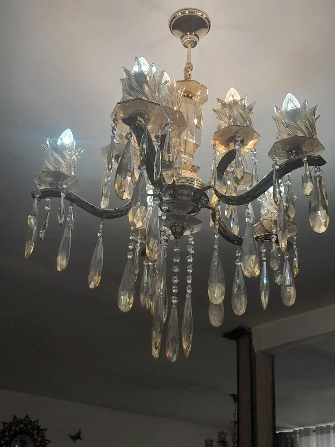 لوستر برنجی با روکش آب طلا|لوستر و چراغ آویز|اراک, |دیوار