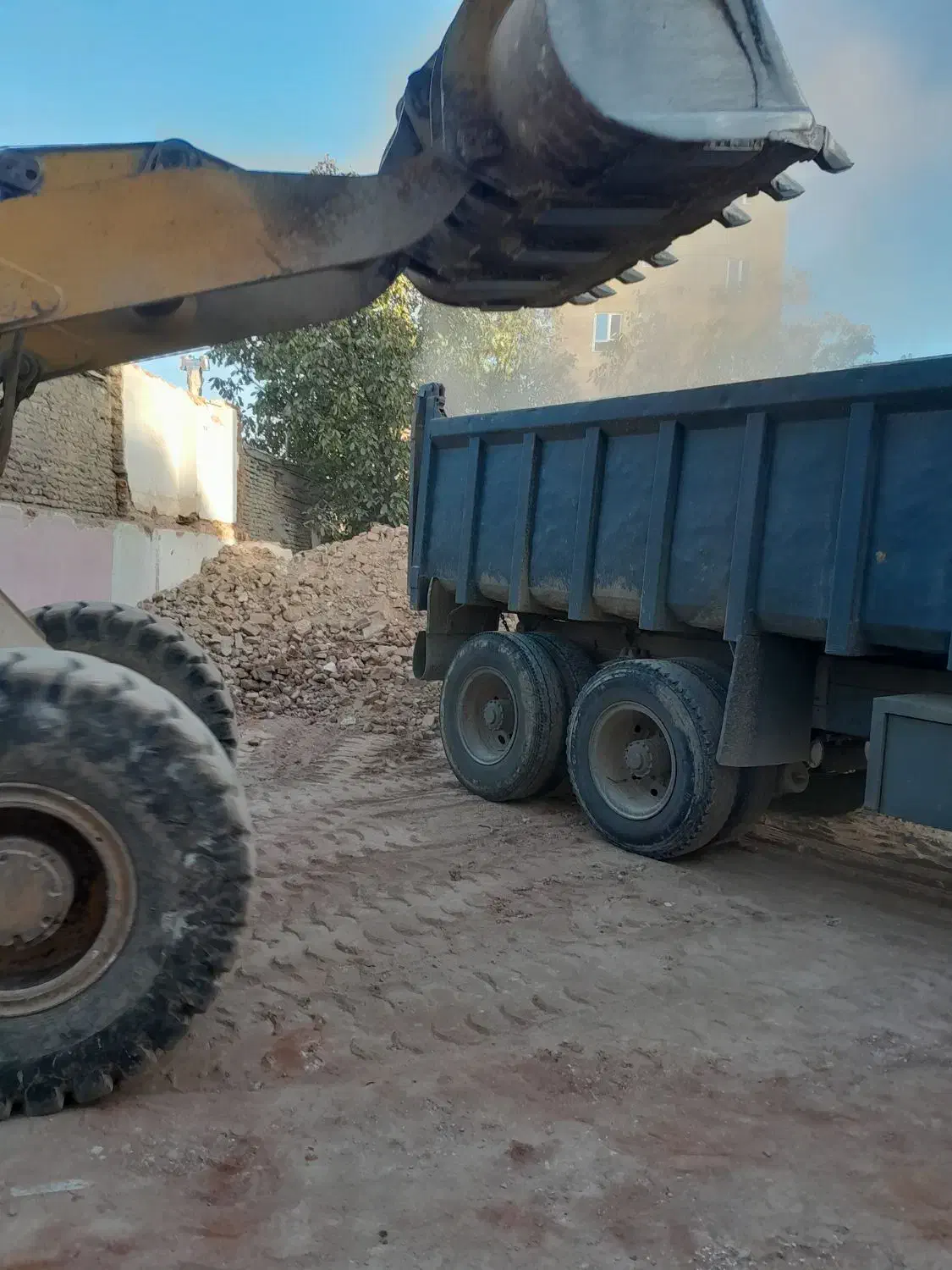 تخریب ساختمان|خدمات پیشه و مهارت|اردبیل, |دیوار