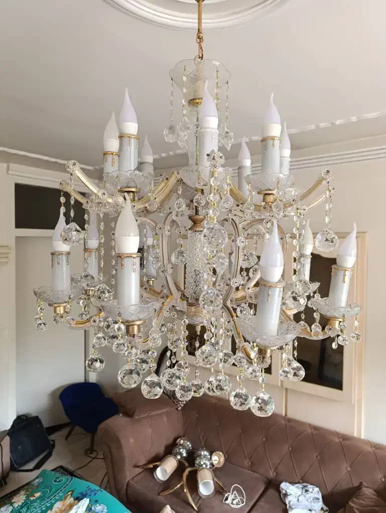 لوستر کریستالی بسیار زیبا وکمیاب کریستال‌های چک|لوستر و چراغ آویز|تبریز, |دیوار