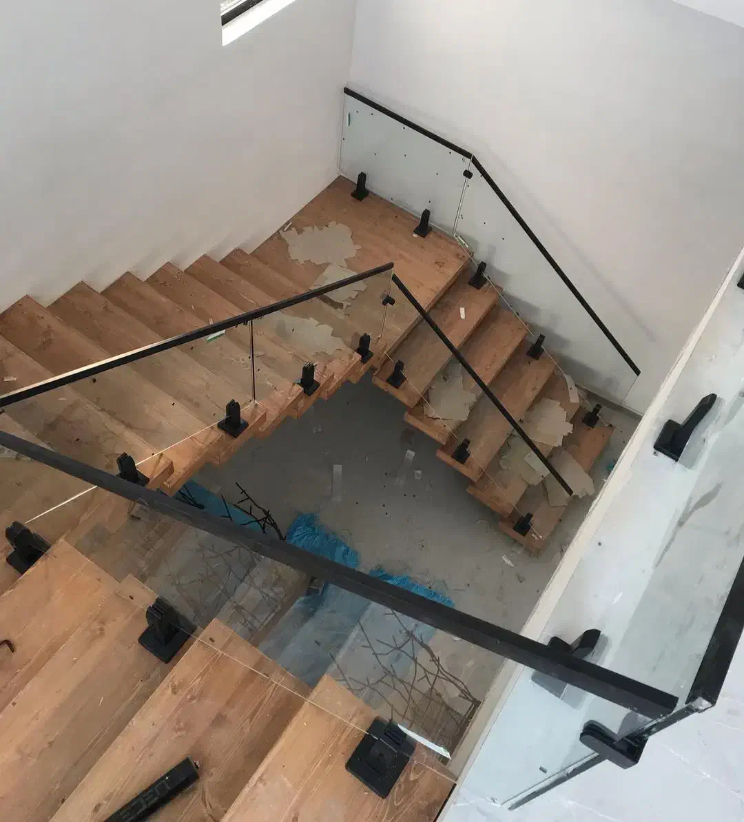 نرده استیل و الومنیوم|خدمات پیشه و مهارت|نوشهر, |دیوار