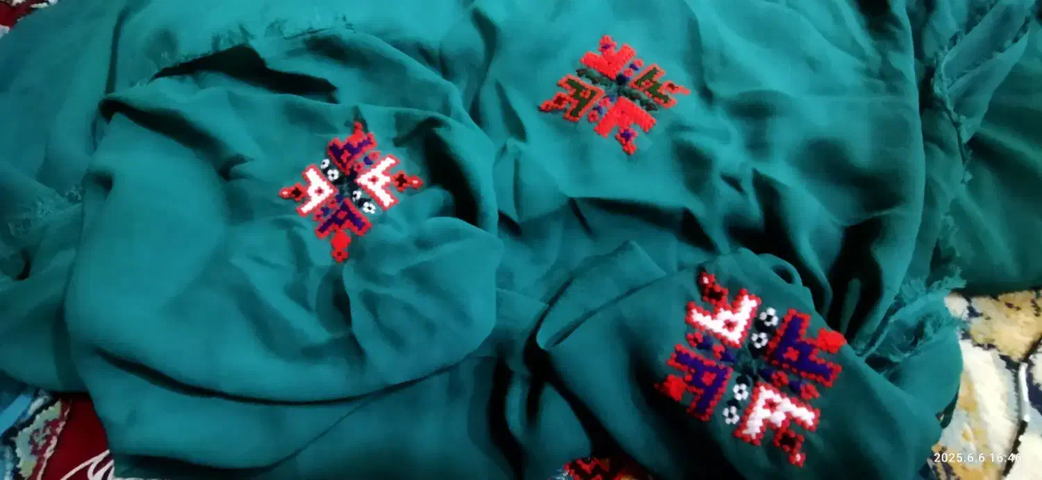 لباس دست دوز|لباس|چابهار, |دیوار