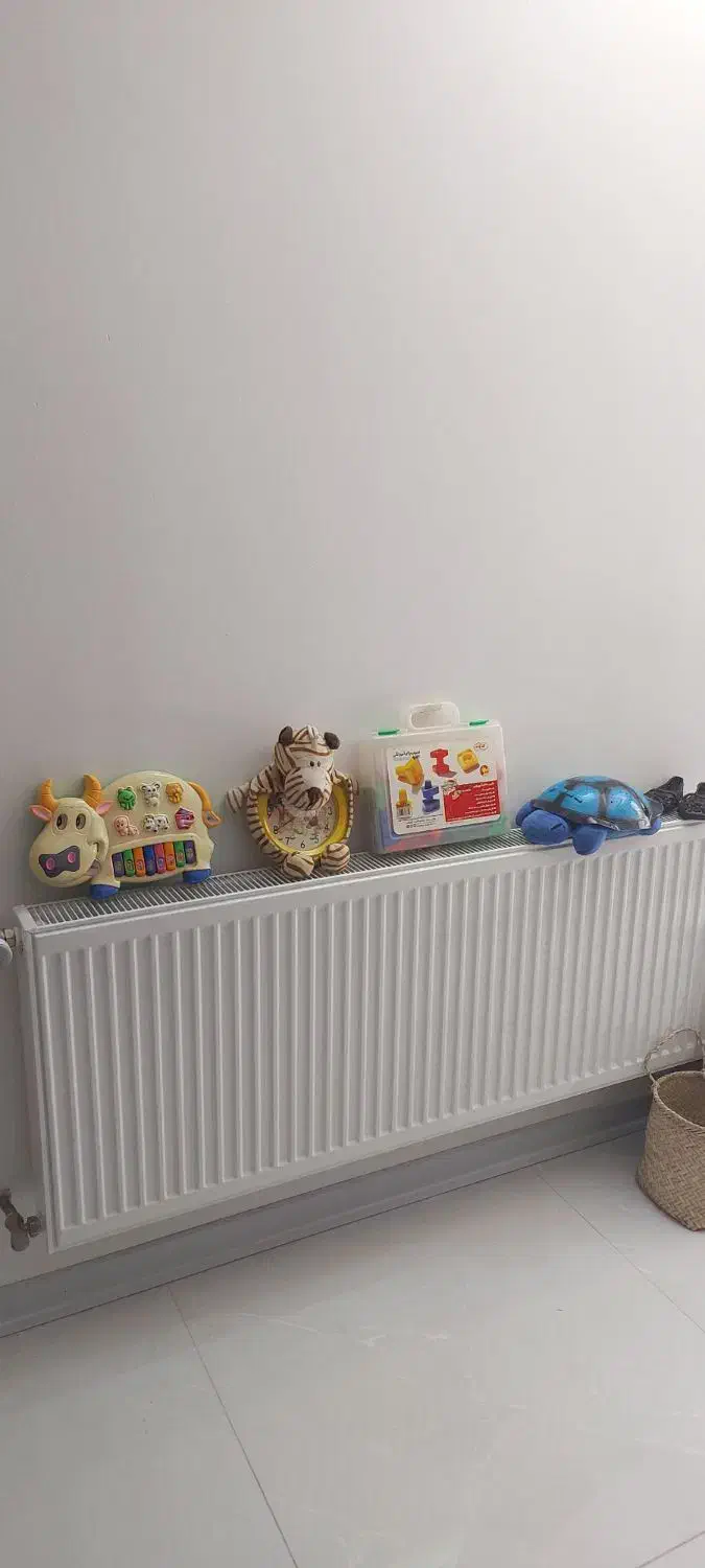 تعدادی وسایل کودک|اسباب‌‌بازی|شاهین‌شهر, عطار|دیوار