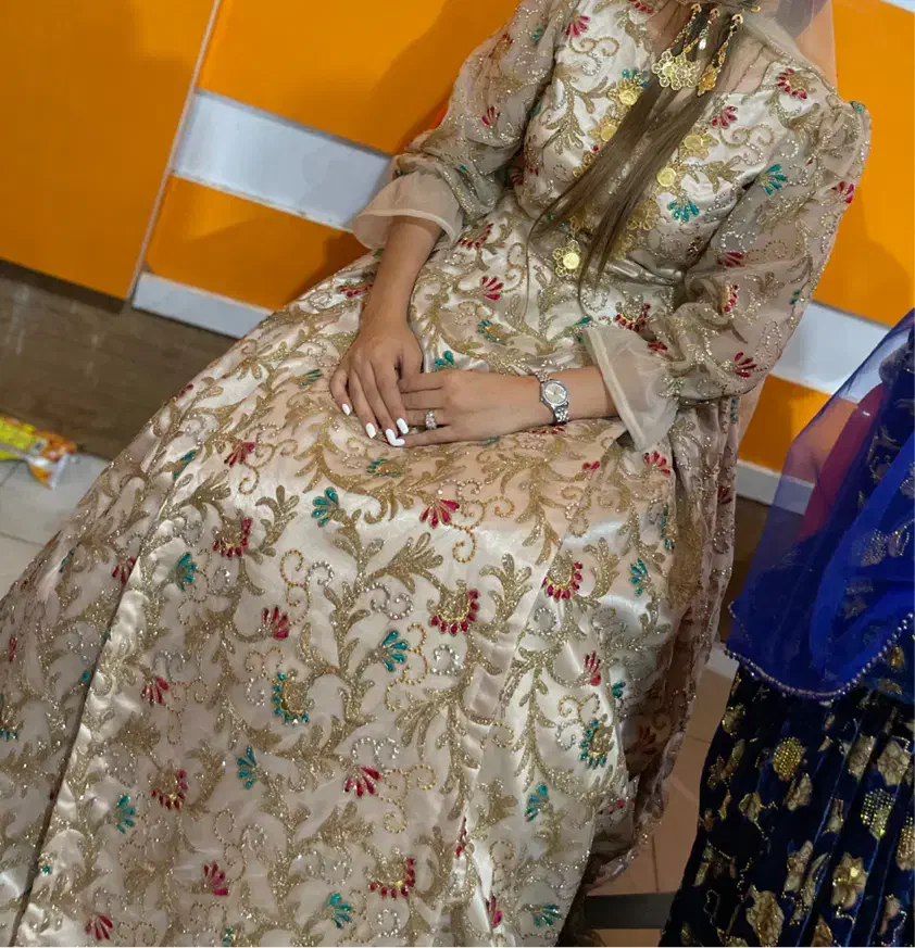 لباس محلی|لباس|یاسوج, |دیوار