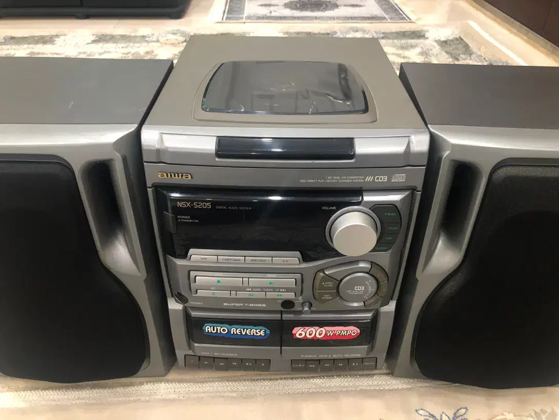 ضبط ژاپنی آیوا نیاز به تعمیر|سیستم صوتی خانگی|اراک, |دیوار