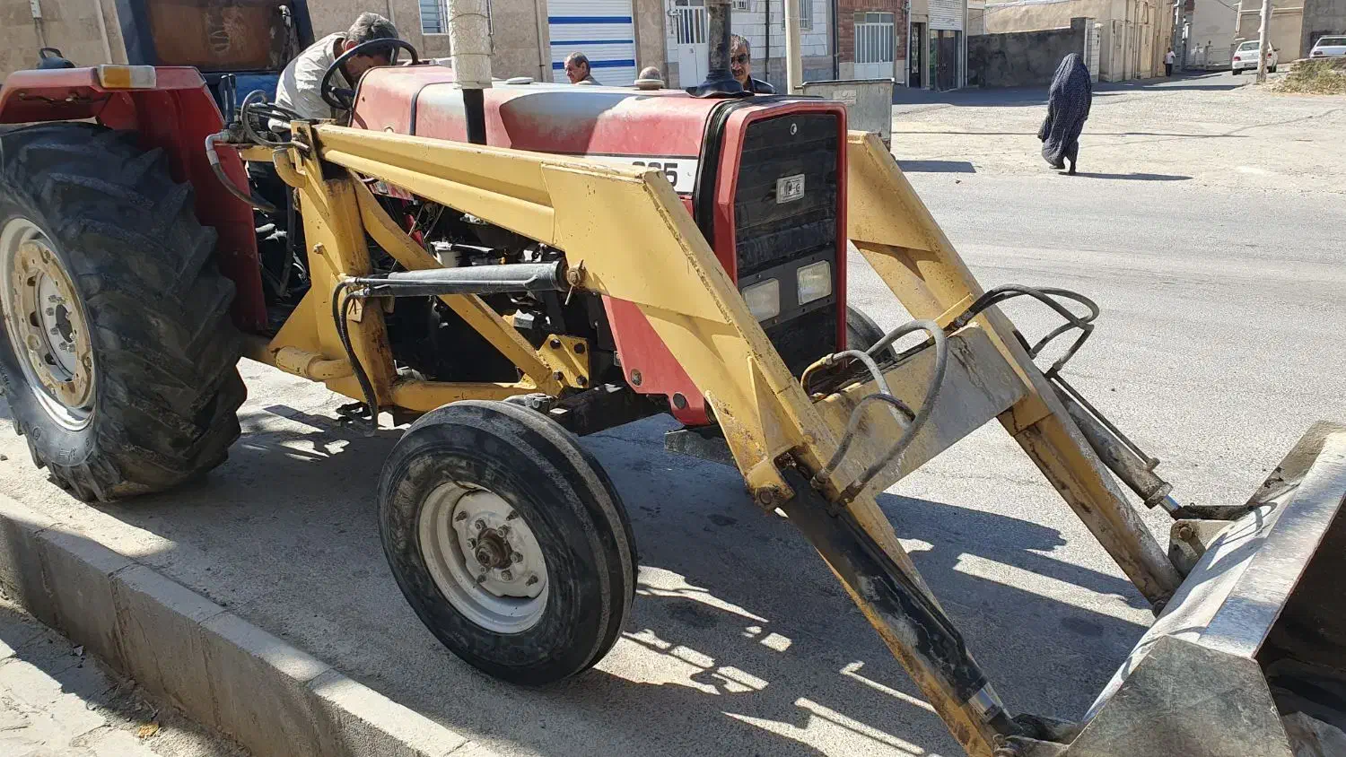 تراکتور فرگوسن 285بیلدارتک|خودرو سنگین|قم, انسجام|دیوار