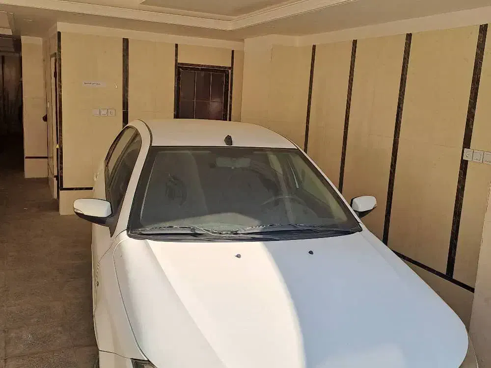 یک عدد دنا ویک عدد مزدا کارا 20000 فروشی|خودرو سواری و وانت|قرچک, میرزائی جنوبی|دیوار