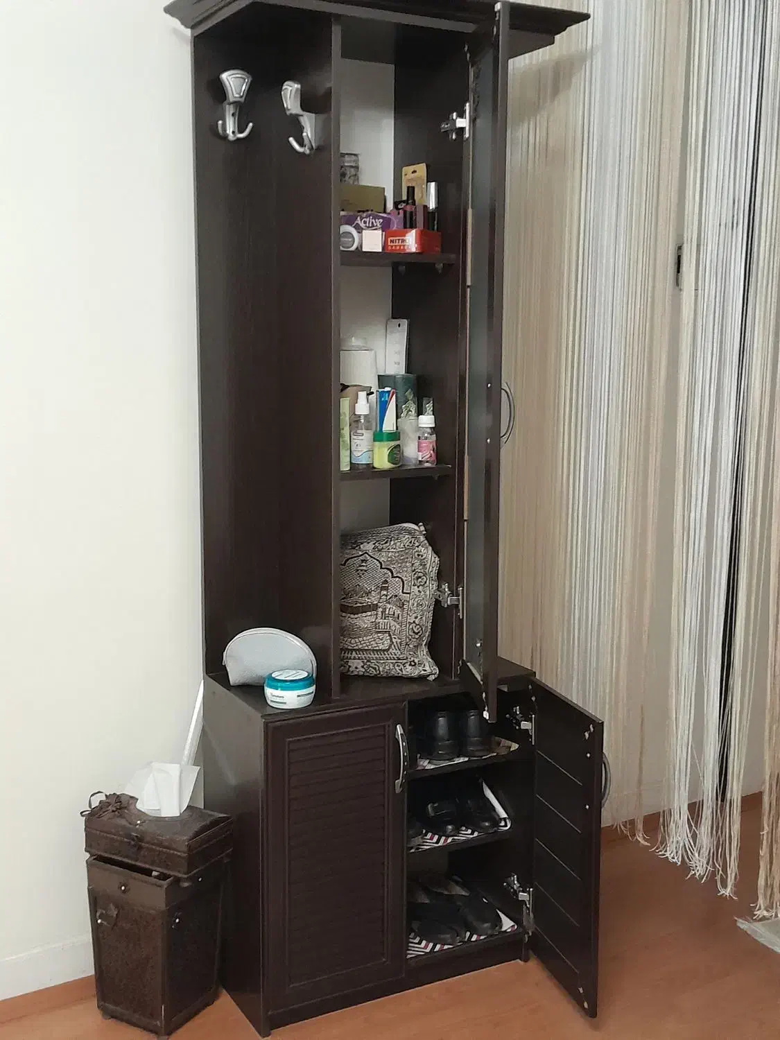 جا کفشی نو نو تمیز و سالم|جاکفشی، کمد، دراور|کرج, حسن آباد|دیوار