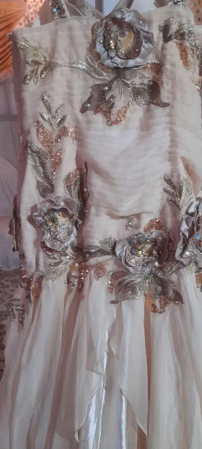 فروش فوری لباس حریر و ساتن|لباس|رودهن, |دیوار