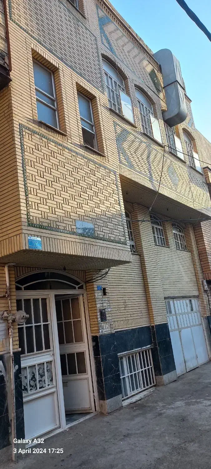 خانه ۳طبقه مجزا سندششدانگ باپایانکار|فروش خانه و ویلا|قم, کلهری|دیوار