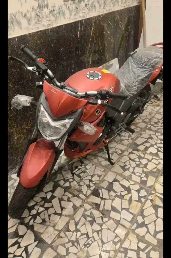 موتور لاکی ۲۵۰|موتورسیکلت|شیراز, گلشن|دیوار