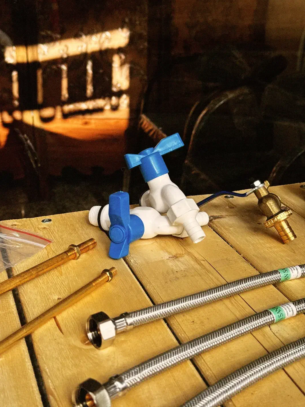 شیر شلنگی پلاستیکی / مقاوم و با کیفیت|مصالح و تجهیزات ساختمان|تهران, حکمت|دیوار