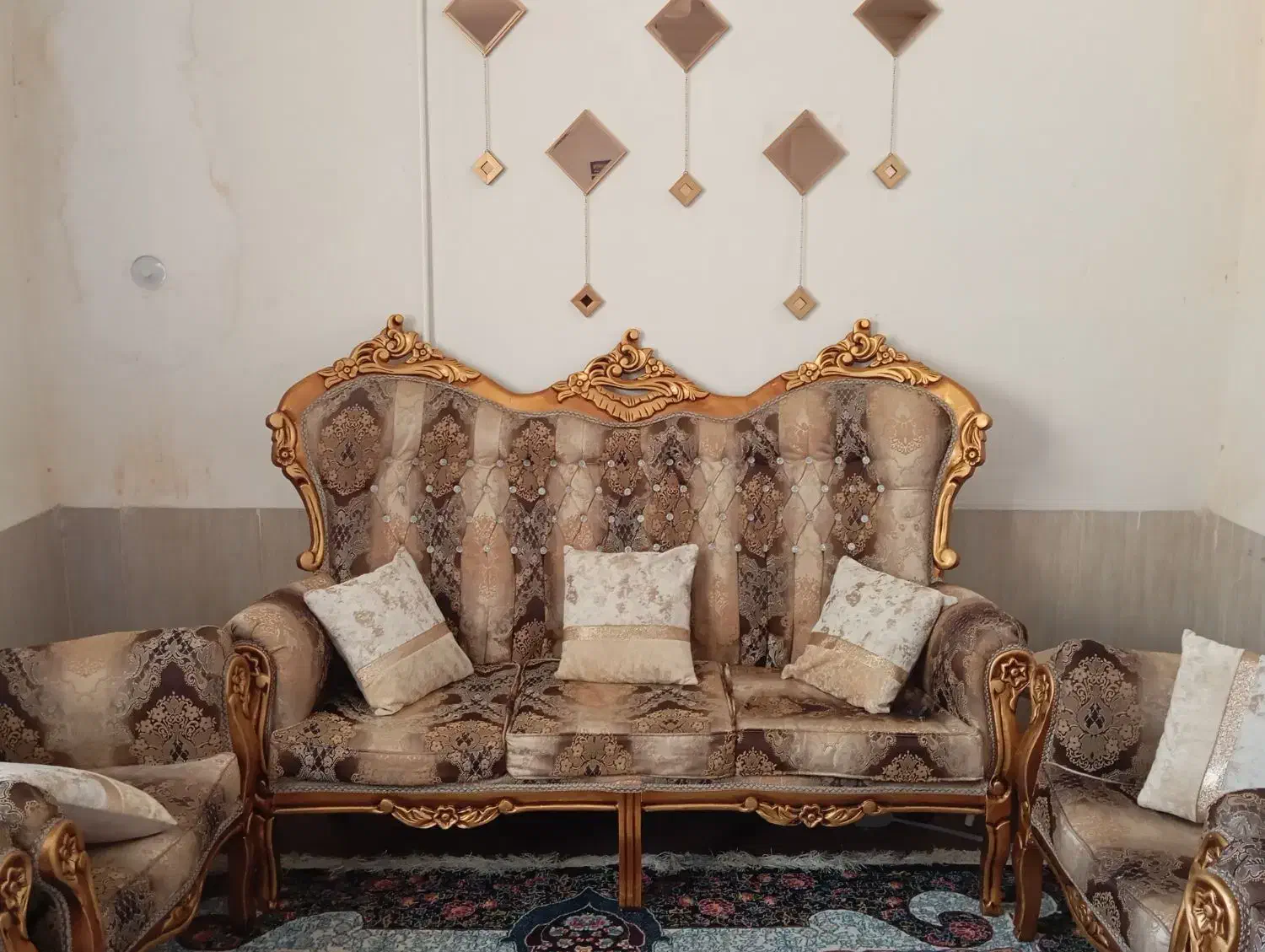 مبلمان سلطنتی|مبلمان خانگی و میز عسلی|خاش, |دیوار