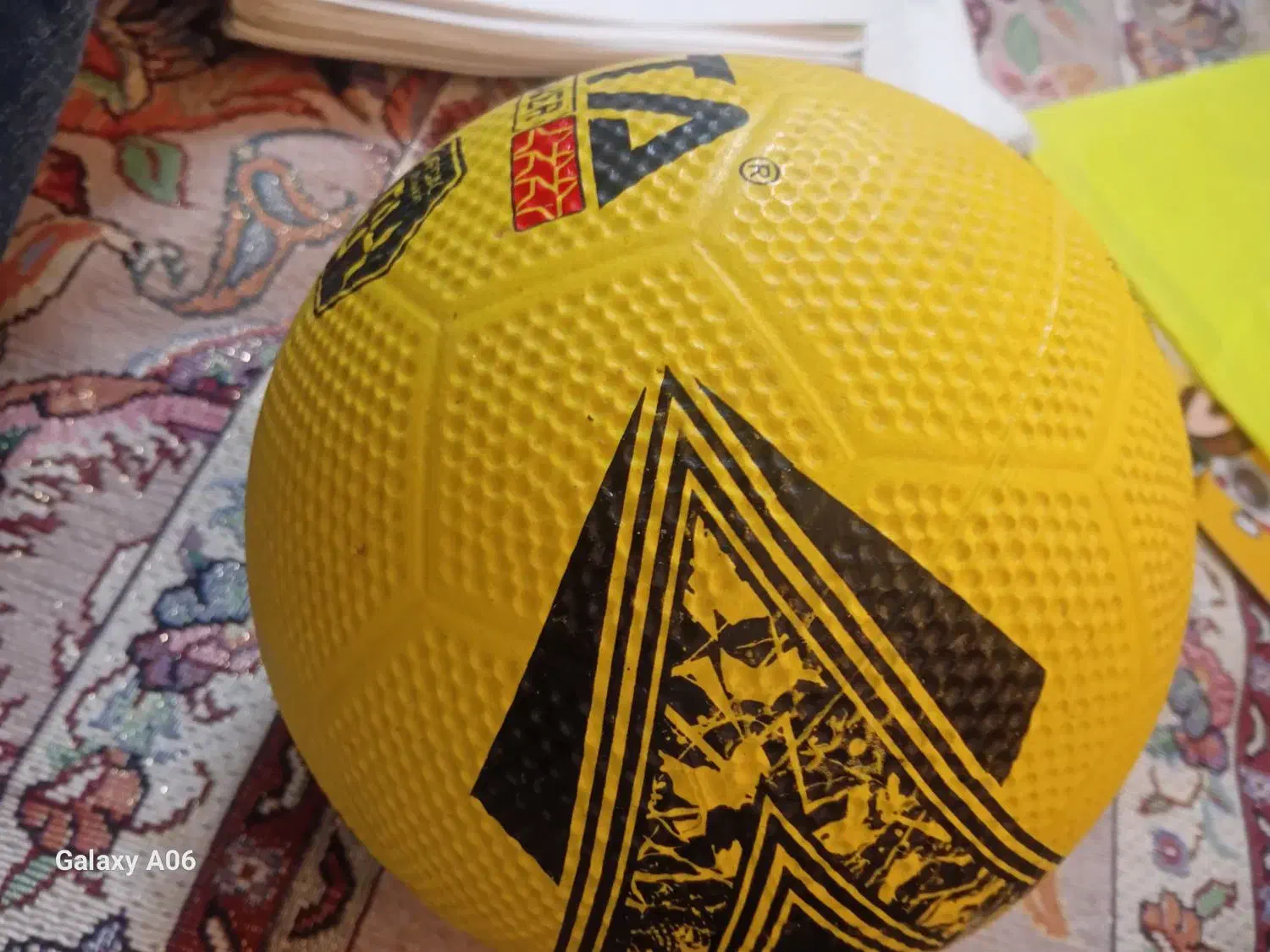 1000000|ورزش‌های توپی|دشمن زیاری, |دیوار