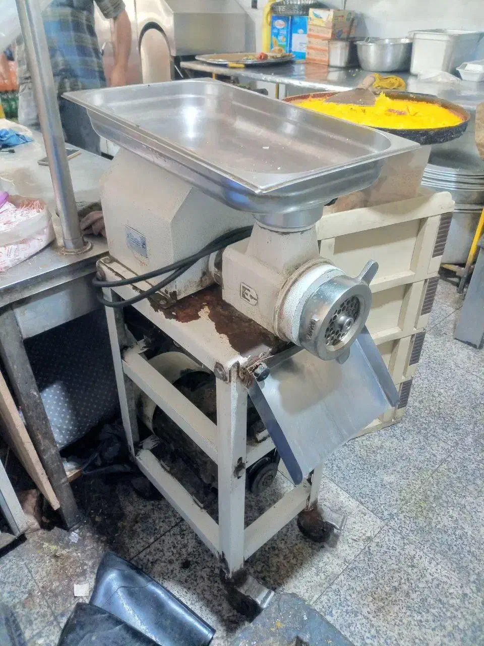 چرخ گوشت 32 الکتروکار|خردکن، آسیاب، غذاساز|تهران, نازی‌آباد|دیوار