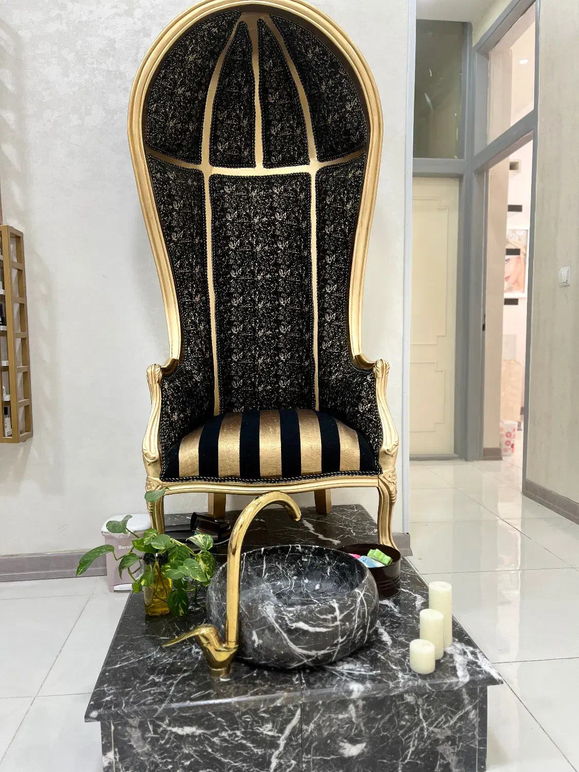 فروش صندلی پدیکور در حد نو|آرایشگاه و سالنهای زیبایی|شهرکرد, |دیوار