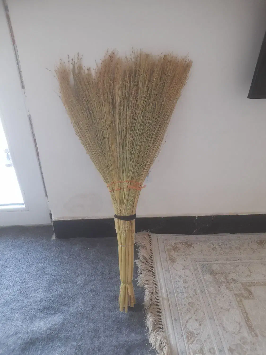 جارو بسته شده|لوازم نظافت|کوهدشت, |دیوار