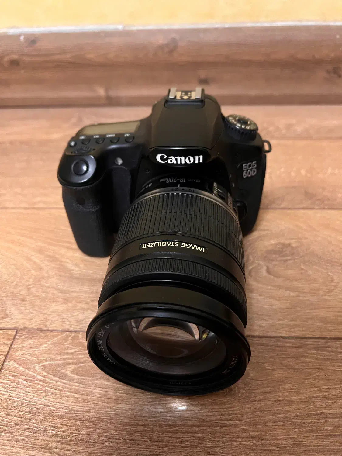 دوربین canon 60D با لنز 18-200 کاملا سالم|دوربین عکاسی و فیلمبرداری|تهران, شهرک محلاتی|دیوار