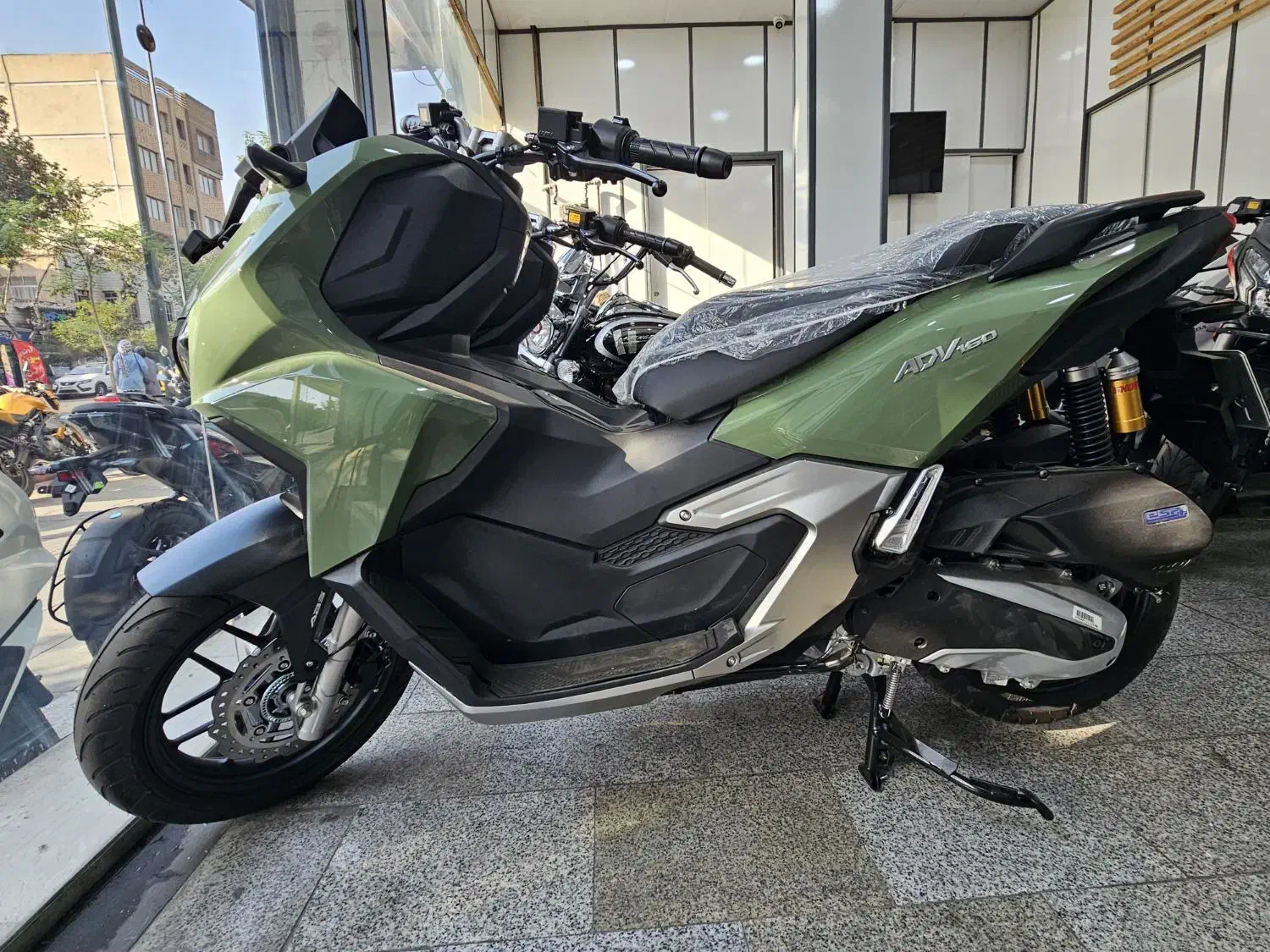 ADV160 مدل ۱۴۰۴|موتورسیکلت|تهران, امیر بهادر|دیوار