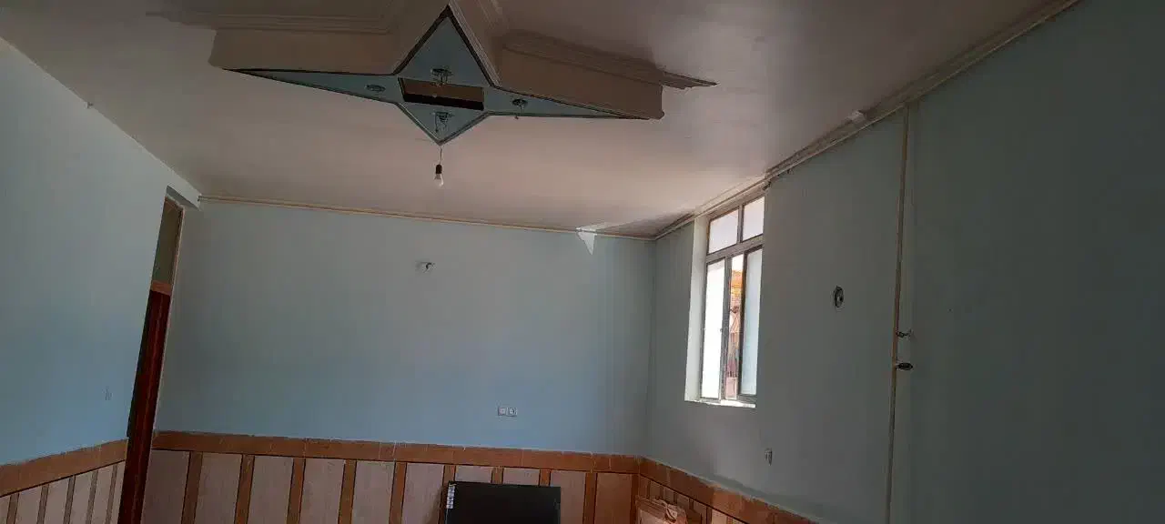 طبقه اول۹۵متر|اجارهٔ آپارتمان|دورود, |دیوار